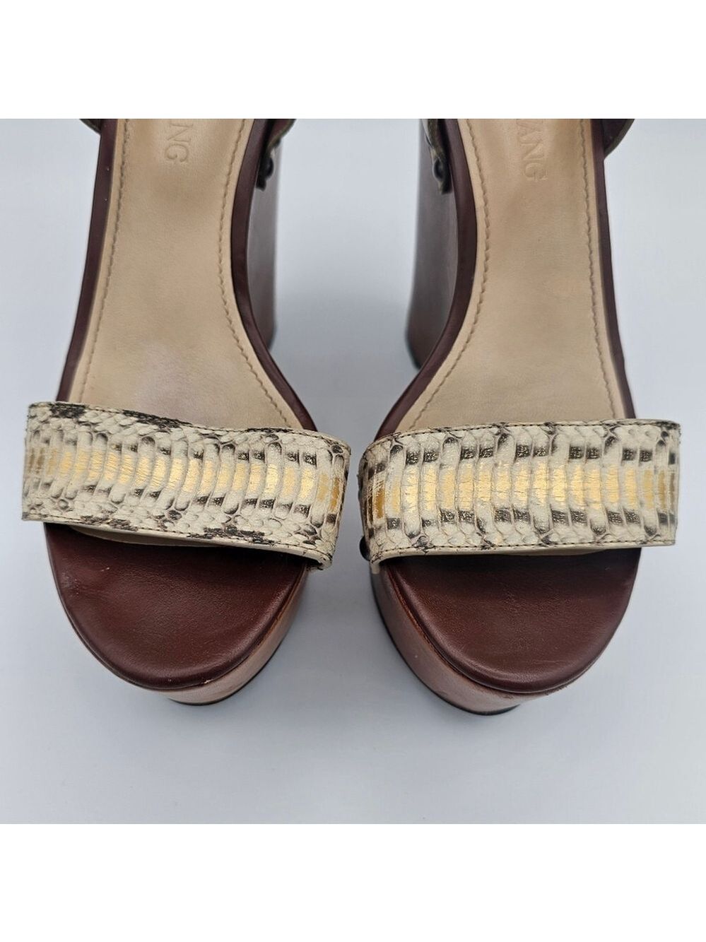 Vera Wang Lavender Jamaya Metallic Snake Wedge Sandals 10 - Picture 4 of 16